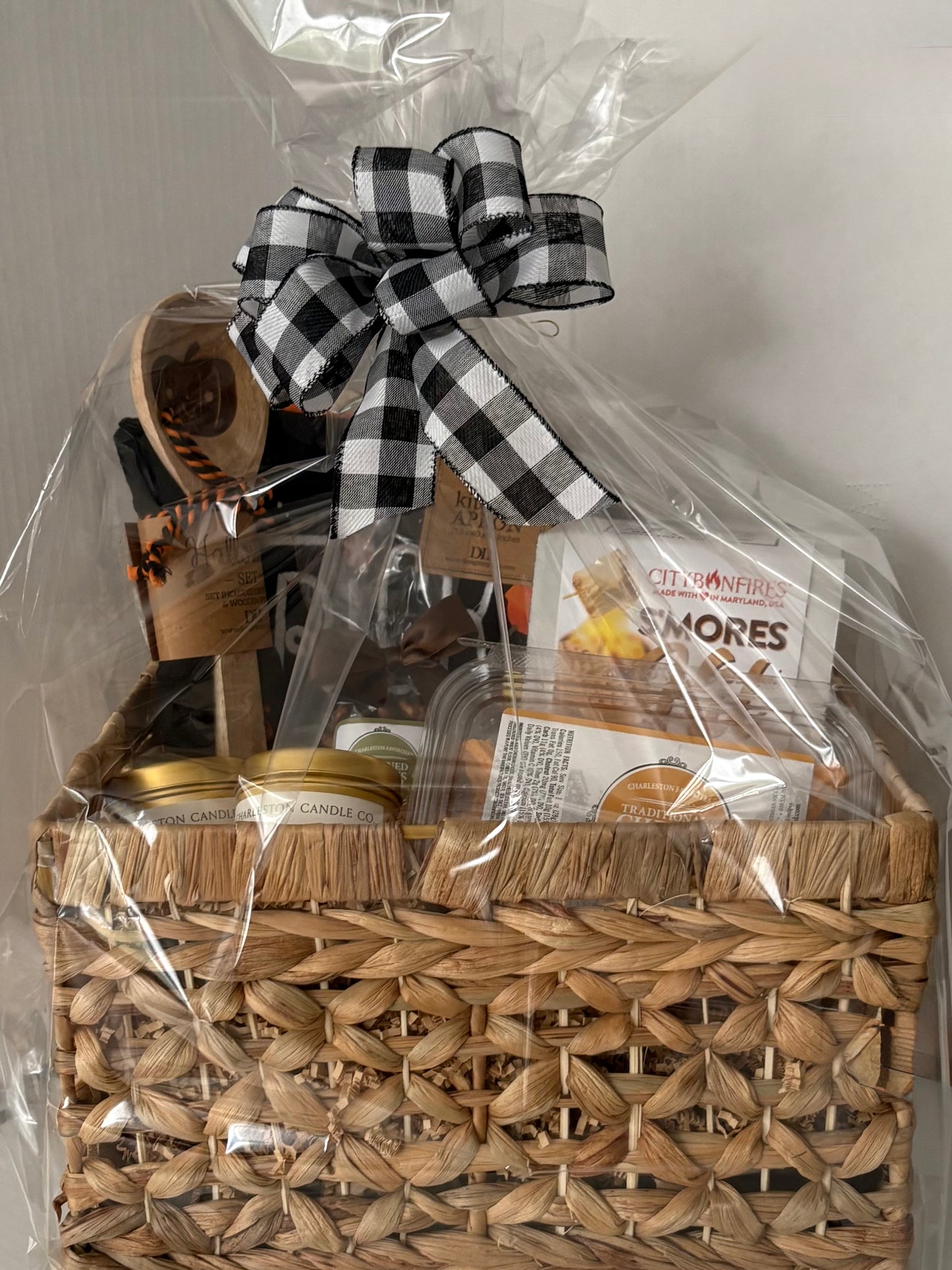 It’s a Supreme Halloween Boo Basket!