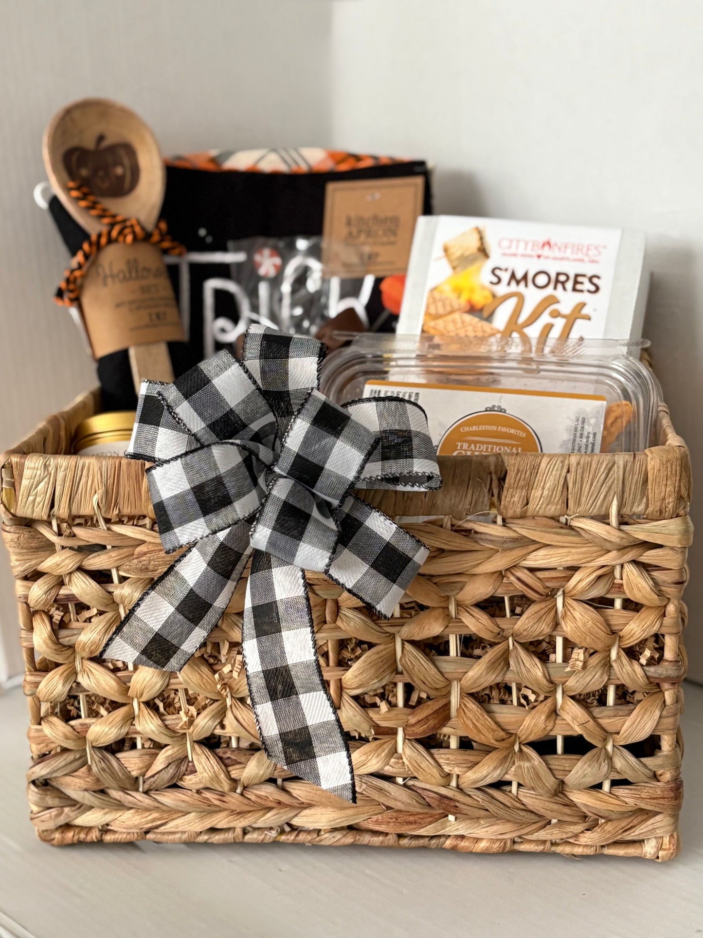 It’s a Supreme Halloween Boo Basket!